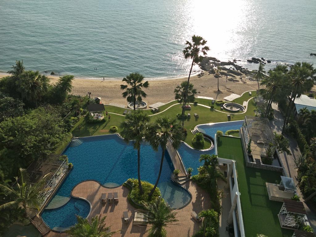 The Palm Wongamat Beach Pattaya Exterior foto